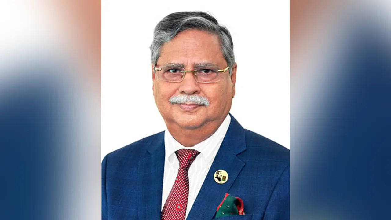 জুলাই শহিদদের আত্মত্যাগ মনে করিয়ে দেয় ক্ষমতার মালিক জনগণ: রাষ্ট্রপতি