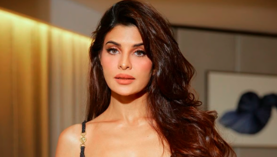 বলিউডের জনপ্রিয় অভিনেত্রী জ্যাকলিন ফার্নান্দেজ